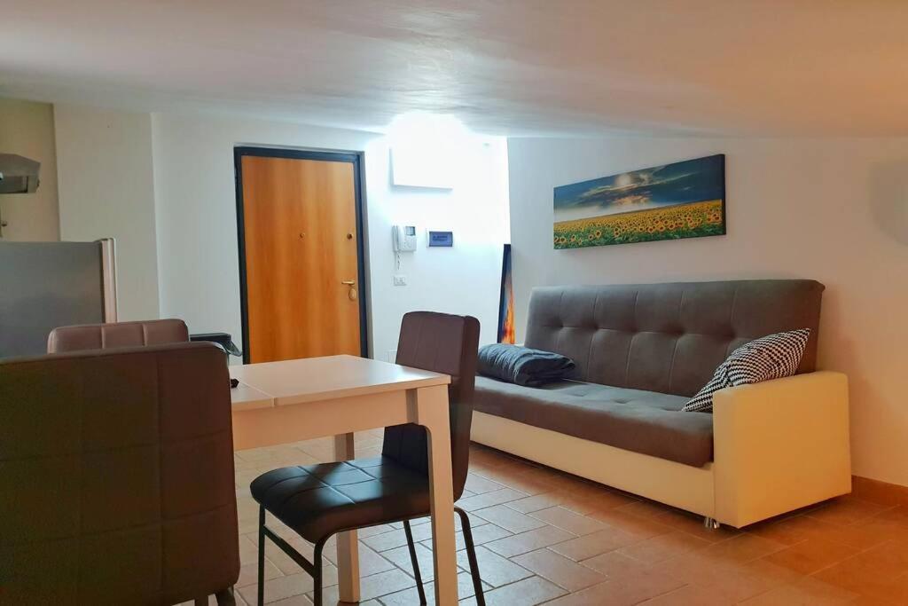 Apartament Moonlight Attic/Mansarda Marino Zewnętrze zdjęcie